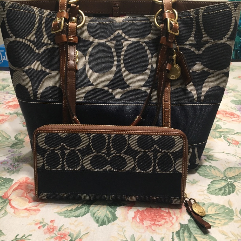 Authentic Coach purse with matching wallet